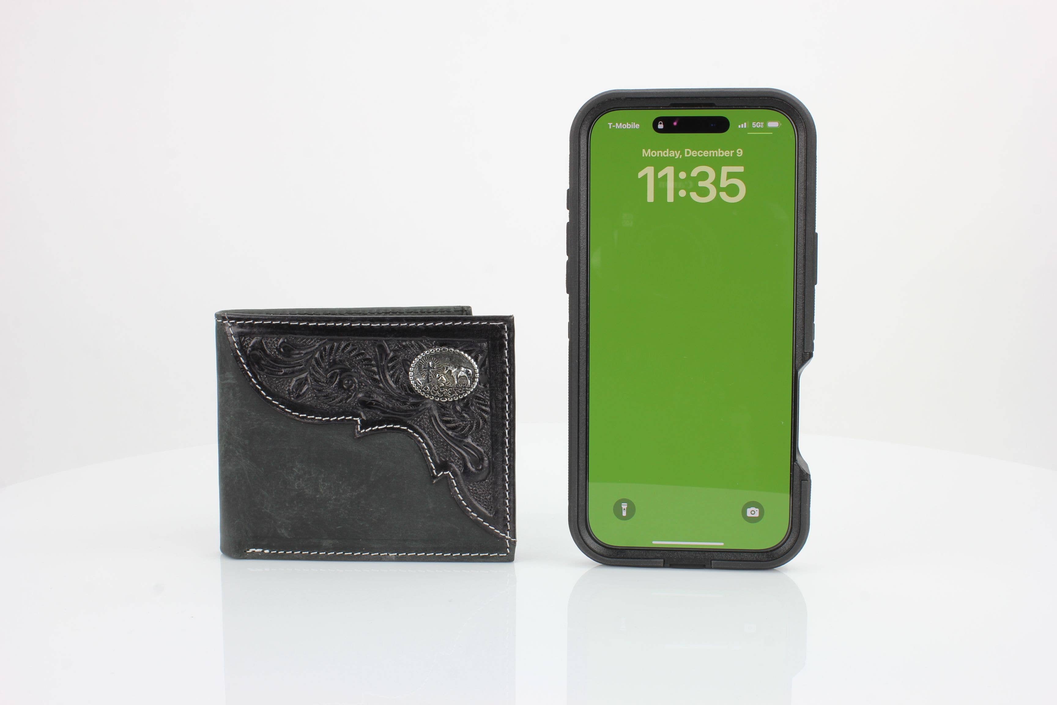 Genuine Leather Bison Bifold Wallet - Oil Pull Up Kneeling Cowboy Concho