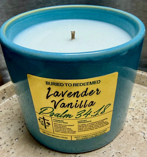 Bible Verse Lavender Vanilla Candle - Psalm 34:18 - 10 oz - Premium USA Ingredients